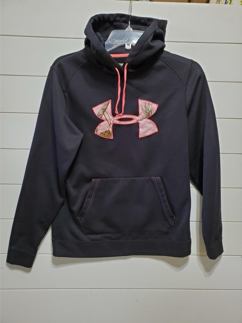 Under Armour Women’s Black Crewneck Hoodie with Pink Camo Logo Accents